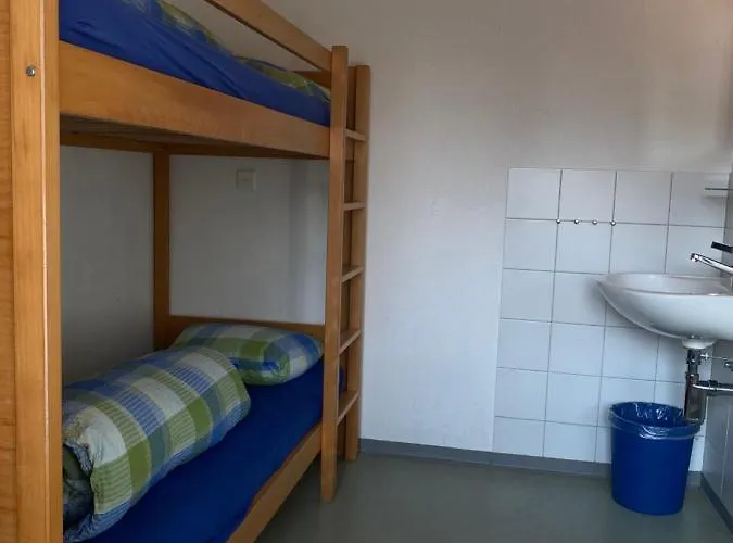 Herberge See Albergue *